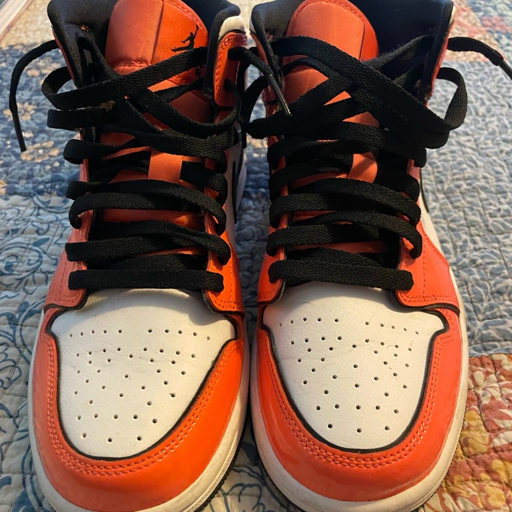 Size 7.5 - Jordan 1 Mid SE Turf Orange Nike Air Jordan